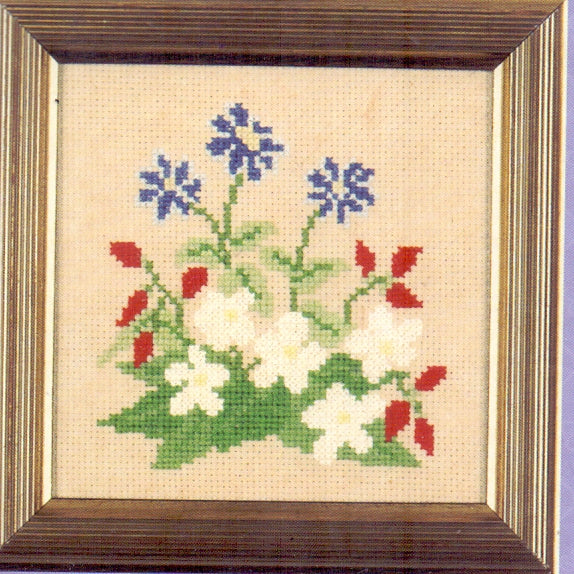Twilleys of Stamford Classics "Meadow Flowers" Tandem Cottage Needlework