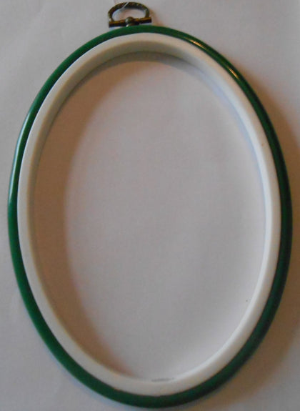 DMC Oval Embroidery Hoop/Frame Green size 4.5"/11.5cms
